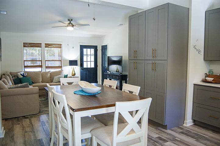 Edisto Island, SC 29438,3925 Catherine St
