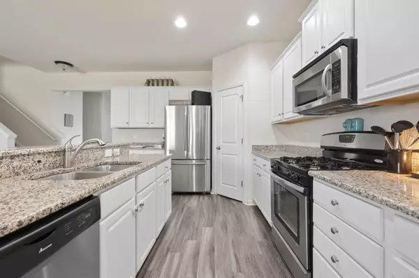 Summerville, SC 29486,241 Decatur Dr