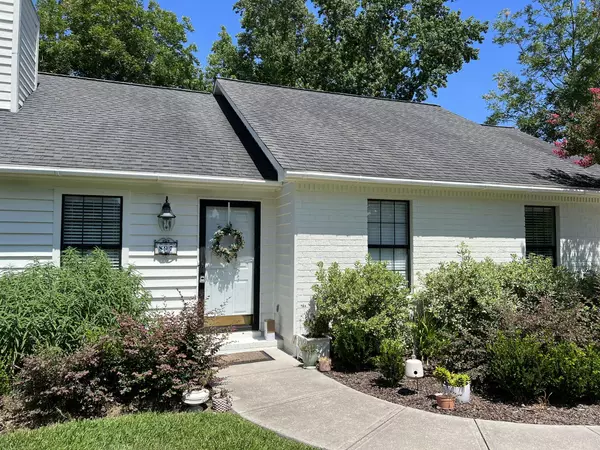 Mount Pleasant, SC 29464,897 Harrington Ct