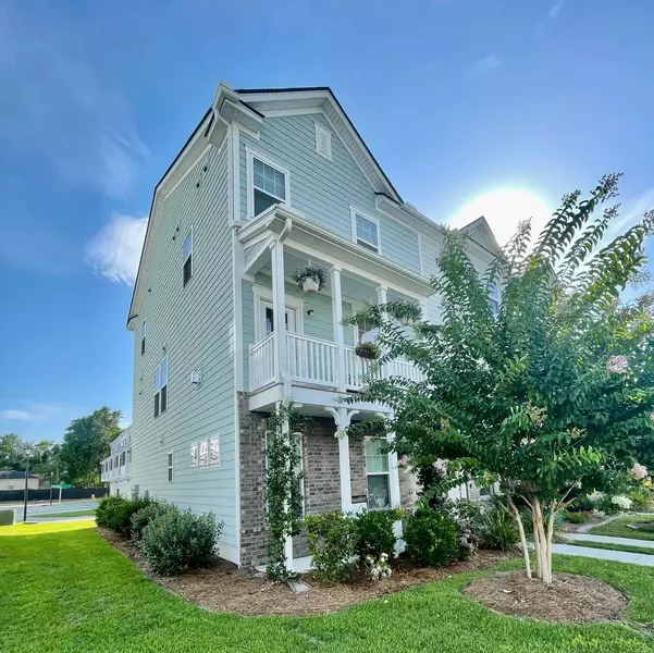 137 Rowans Creek Dr, Charleston, SC 29492