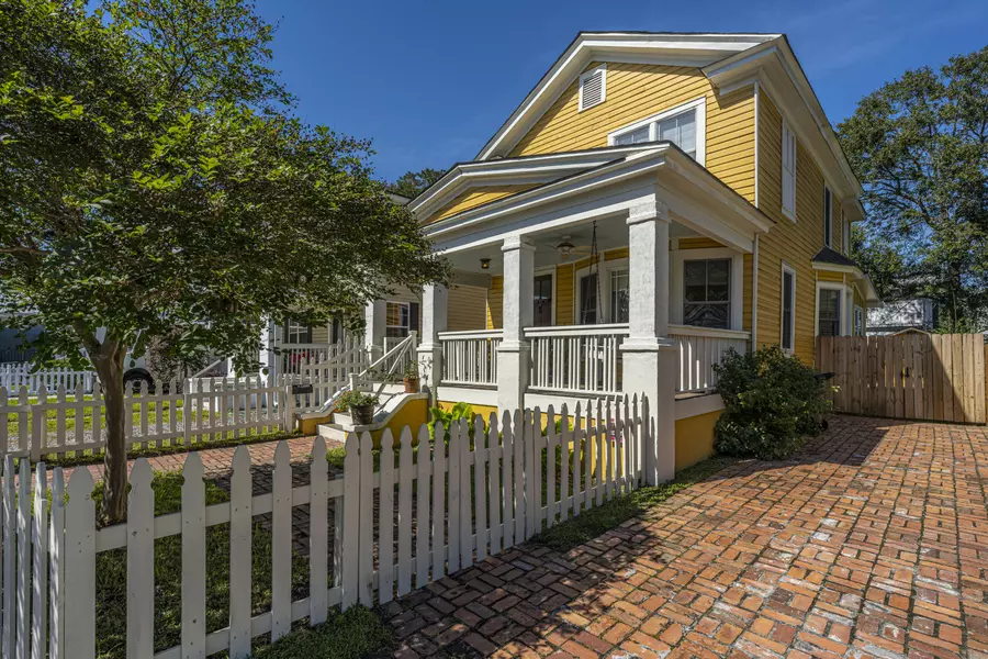 30 Maple St, Charleston, SC 29403