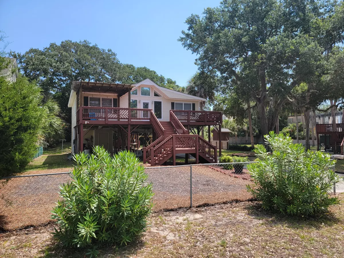 Edisto Beach, SC 29438,1317 Chancellor Street