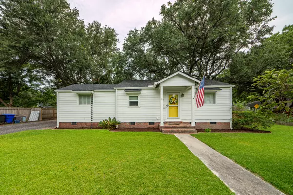 7 Anita Dr, Charleston, SC 29407