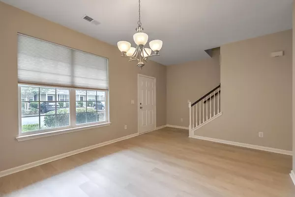 Summerville, SC 29483,706 Hemingway Cir