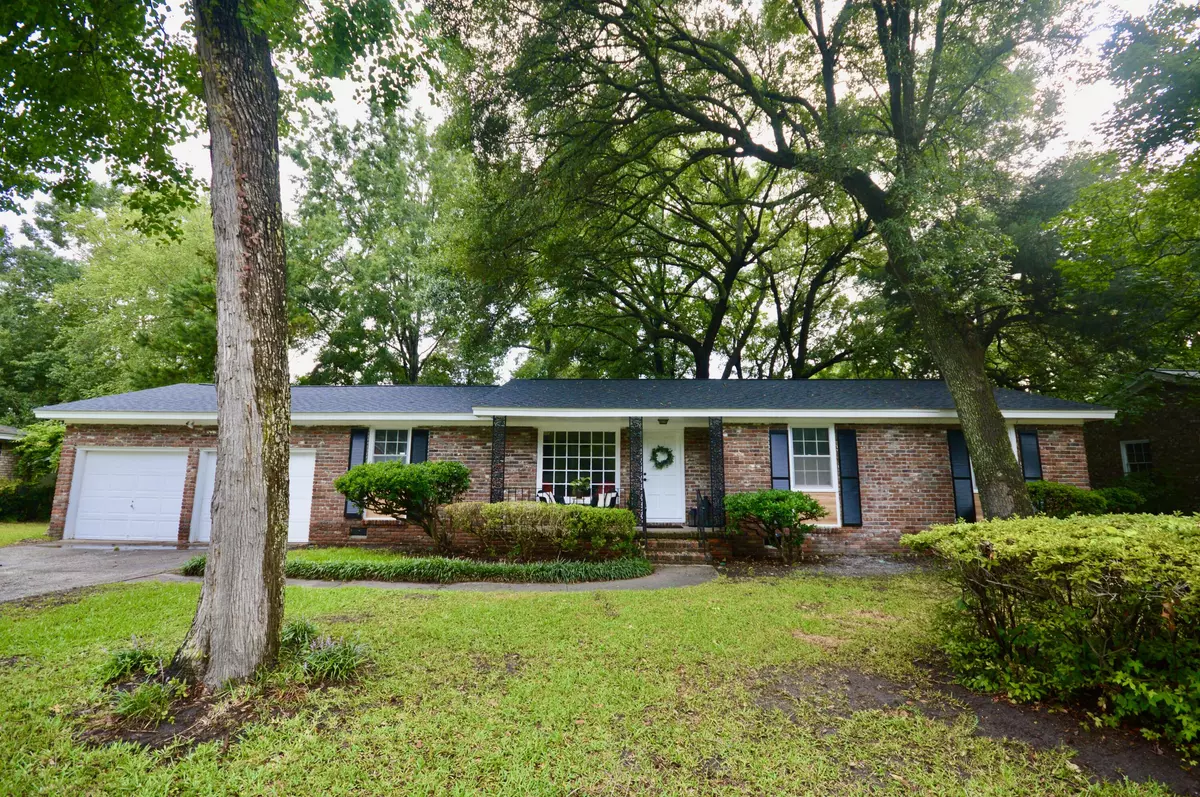 Charleston, SC 29407,1866 Ashley Hall Rd