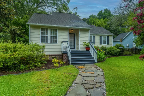 2137 Fort Pemberton Dr, Charleston, SC 29412