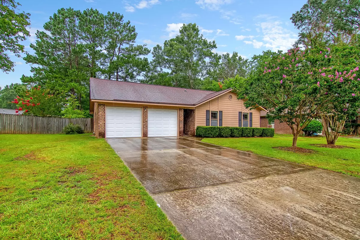 Summerville, SC 29483,227 Mohican Cir