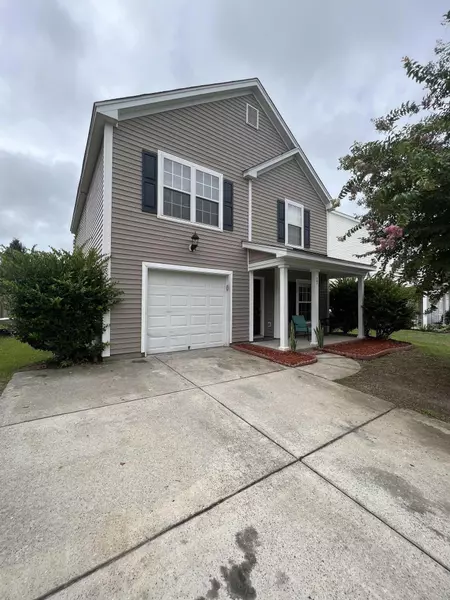 203 Emerald Isle Dr, Moncks Corner, SC 29461