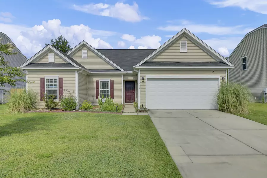 510 English Oak Cir, Moncks Corner, SC 29461