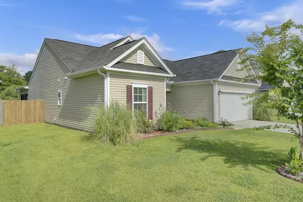 Moncks Corner, SC 29461,510 English Oak Cir