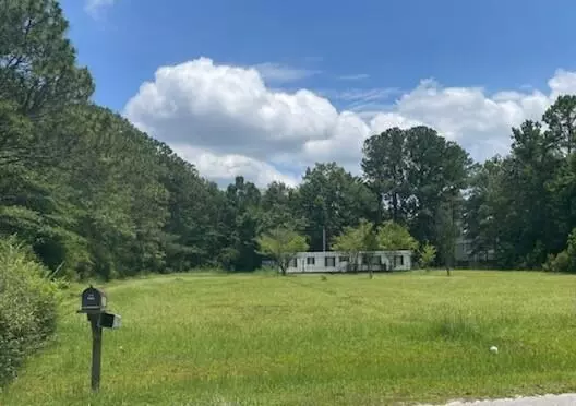 Summerville, SC 29483,208 Swanson Dr