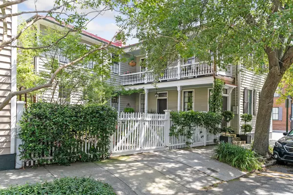 28 Warren St, Charleston, SC 29403