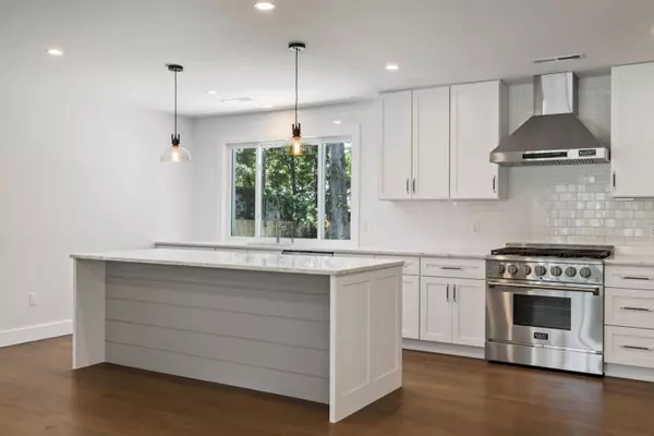 Charleston, SC 29407,1246 Kensington Dr