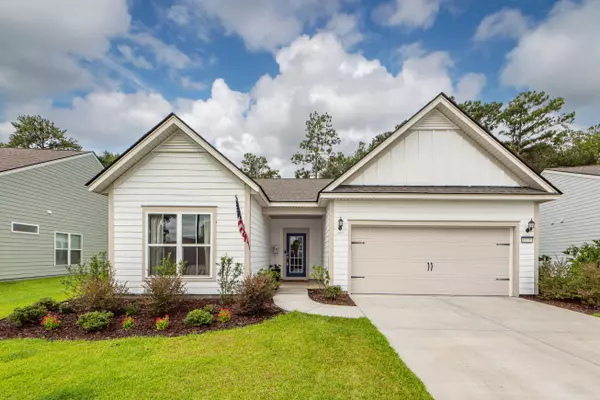 6135 Wilkes Pond Dr, Hollywood, SC 29449