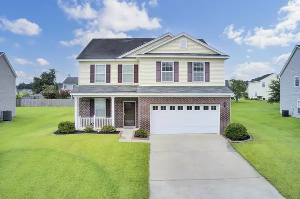 303 Clayburne Dr, Goose Creek, SC 29445