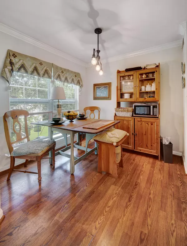 Charleston, SC 29412,700 Daniel Ellis Dr #2305