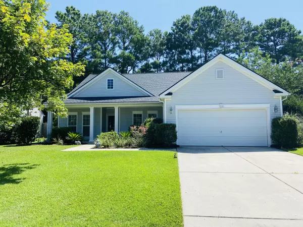 7488 Hawks Cir, Hanahan, SC 29410