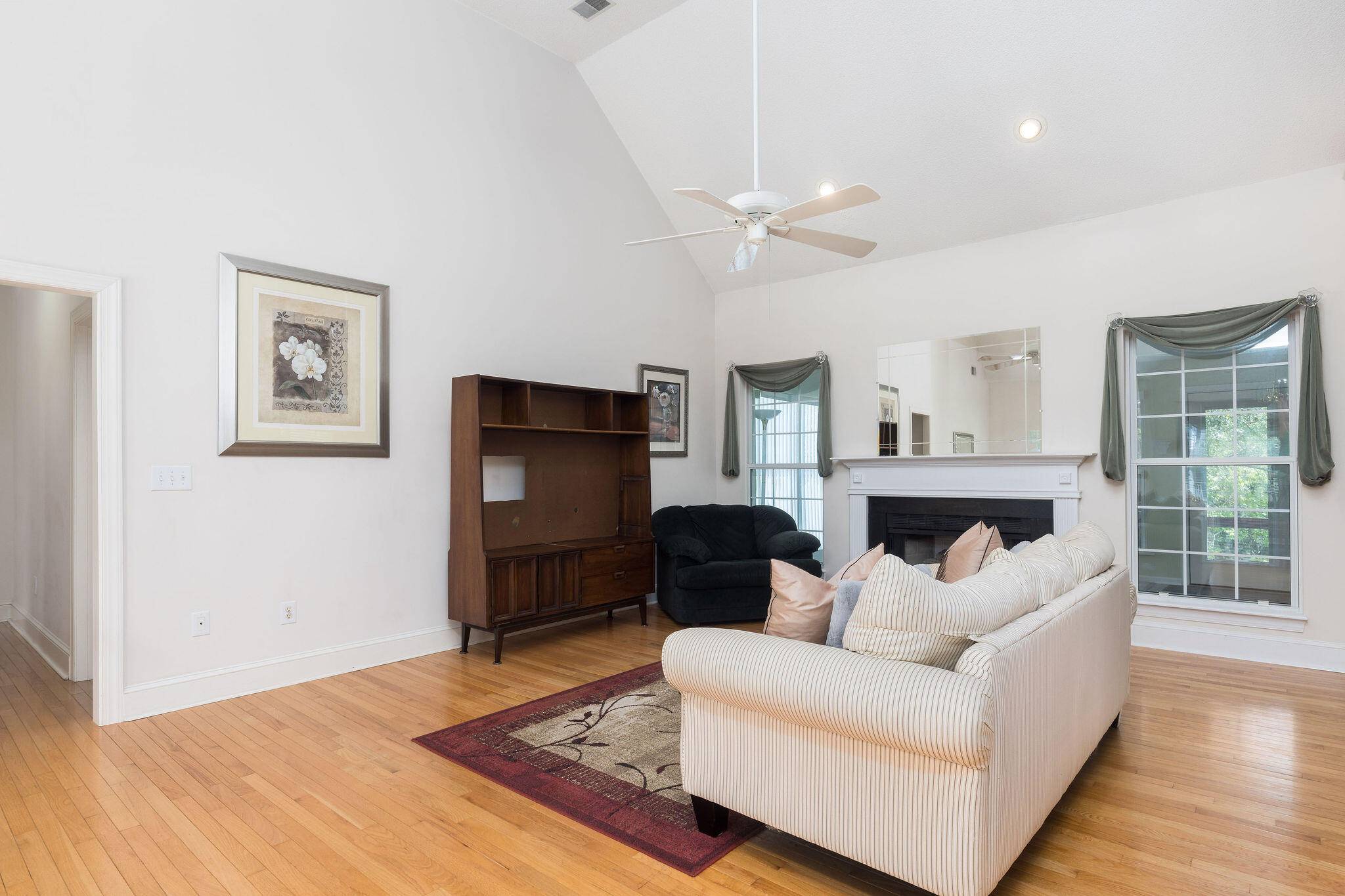 Mount Pleasant, SC 29464,261 Palm St