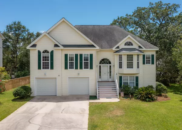 261 Palm St, Mount Pleasant, SC 29464