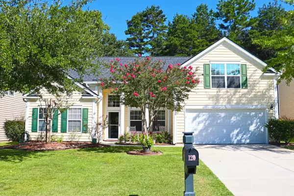 120 Carolinian Dr, Summerville, SC 29485