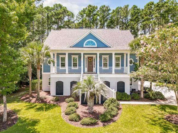 2421 Darts Cove Way, Mount Pleasant, SC 29466