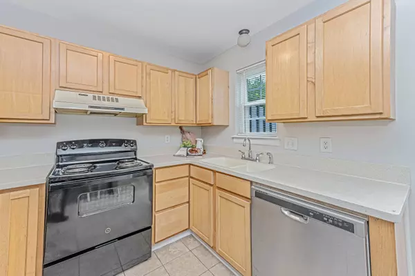 Charleston, SC 29412,21 Rivers Point Row #12 H