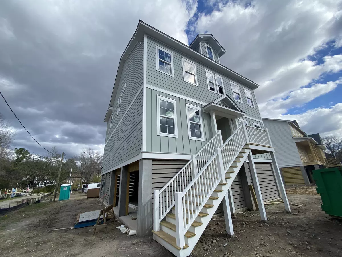 Hanahan, SC 29410,5910 Maple St