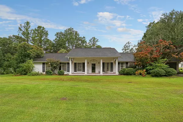 1183 Gilmore Ave, Holly Hill, SC 29059