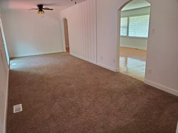 Charleston, SC 29407,337 Mcclain St