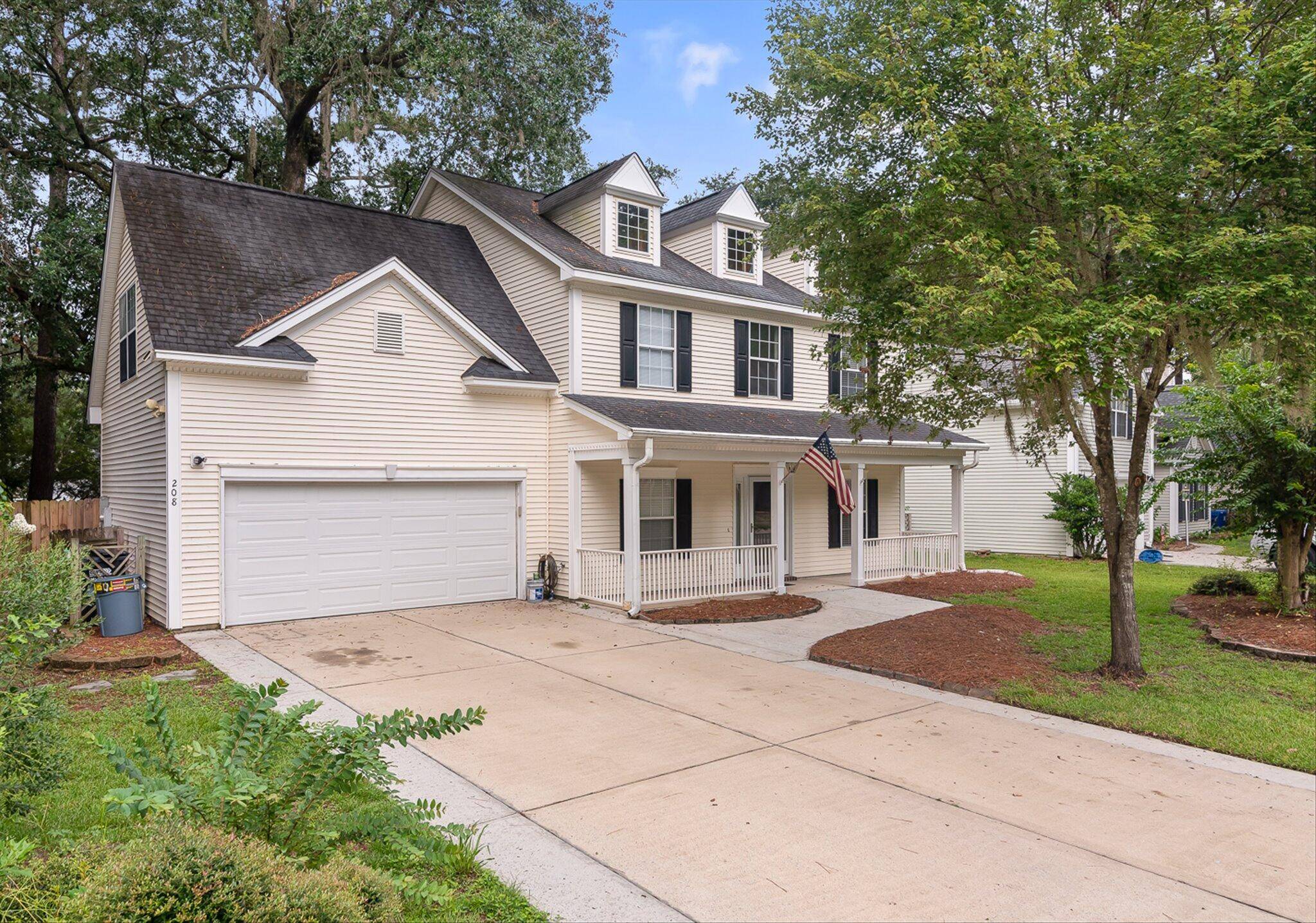 Summerville, SC 29485,208 Green View Ct