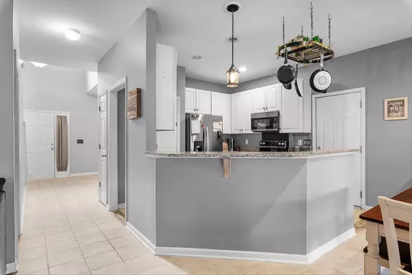 Summerville, SC 29485,208 Green View Ct