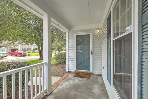 Summerville, SC 29485,106 St Awdry St