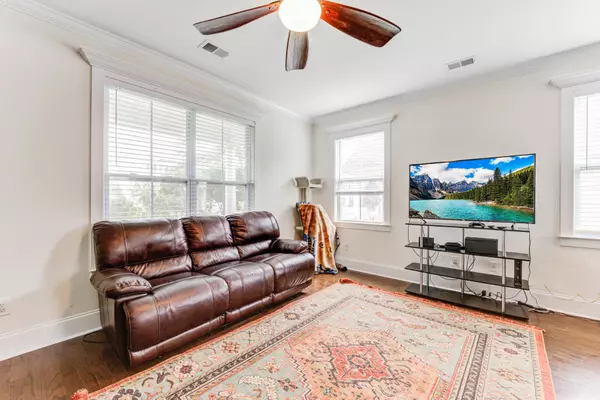 Summerville, SC 29483,203 Crossandra Ave