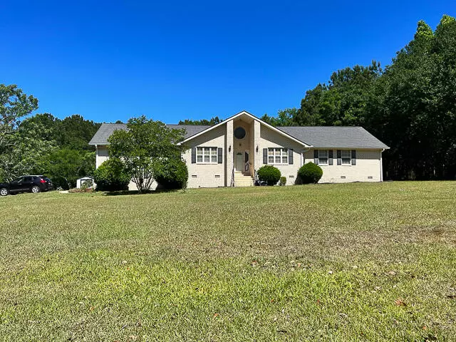 821 Tee Ave, Pineville, SC 29468