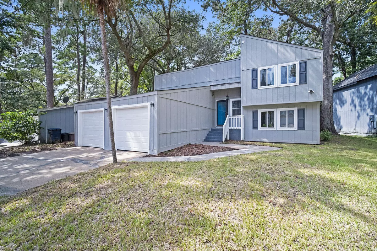 Summerville, SC 29485,127 Lancer Dr