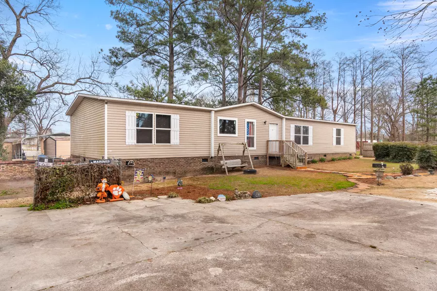 580 Pine Street, Bowman, SC 29018