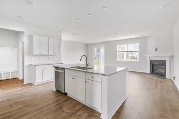 Huger, SC 29450,1067 Wading Point Blvd