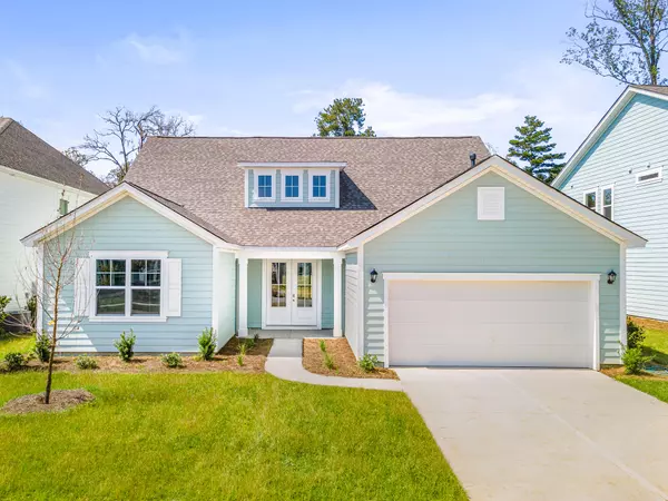 423 Canal Crossing Way, Huger, SC 29450