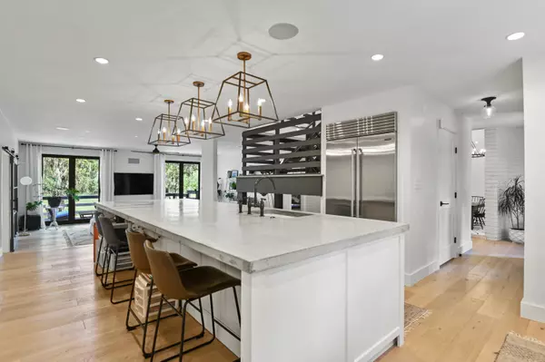 1523 St Helenas Pt, Charleston, SC 29407