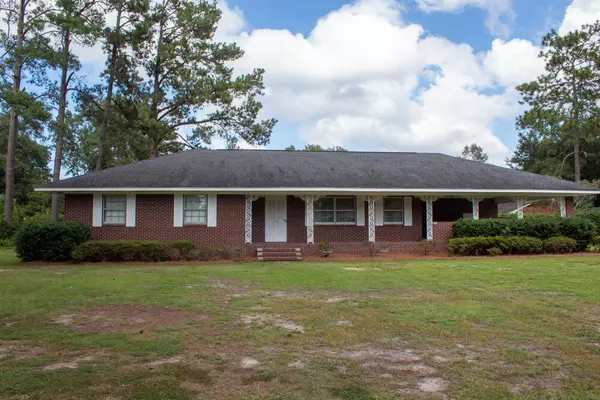 1172 Bennett Cir, Holly Hill, SC 29059