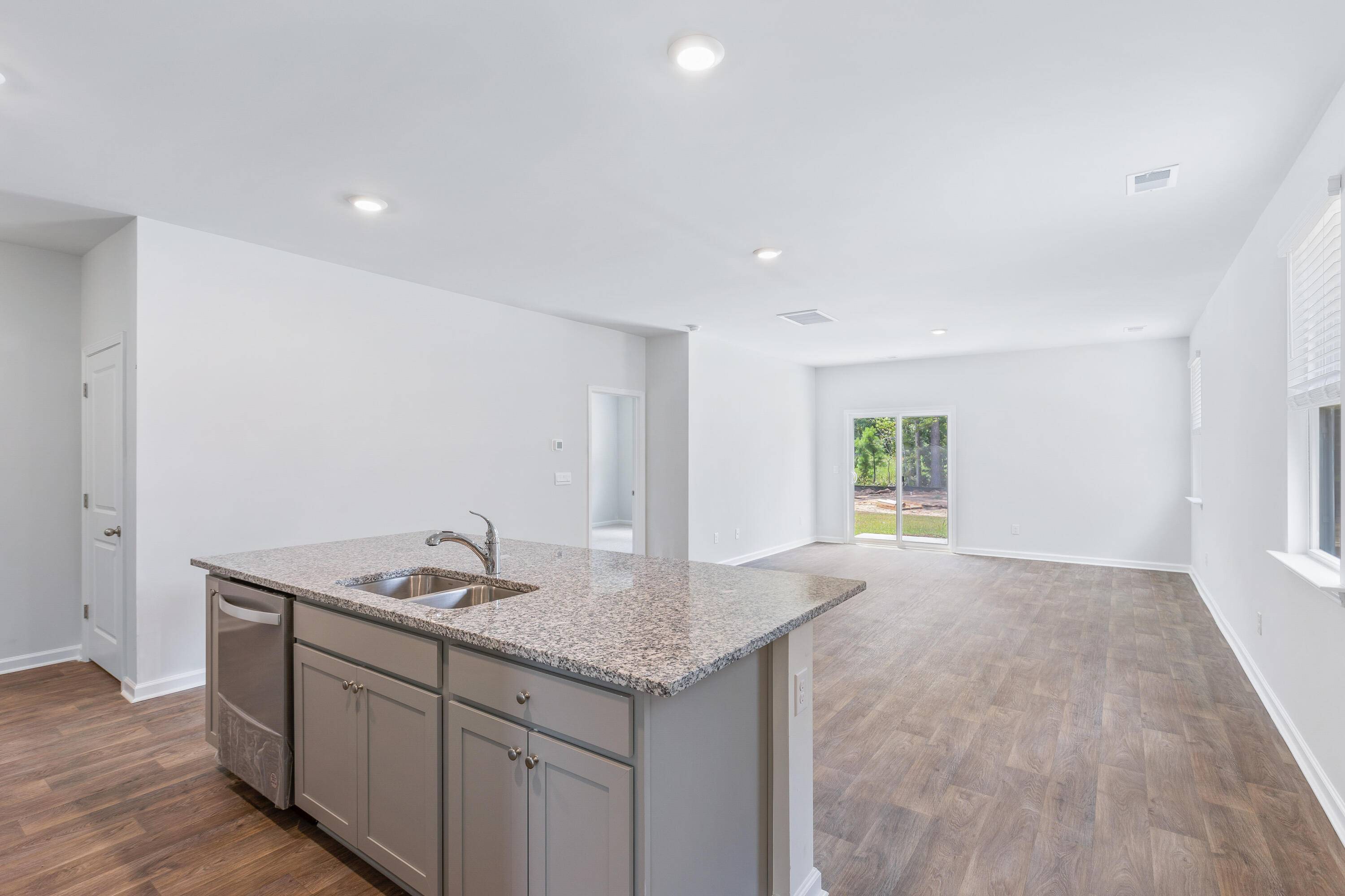Summerville, SC 29486,256 Sweet Cherry Ln