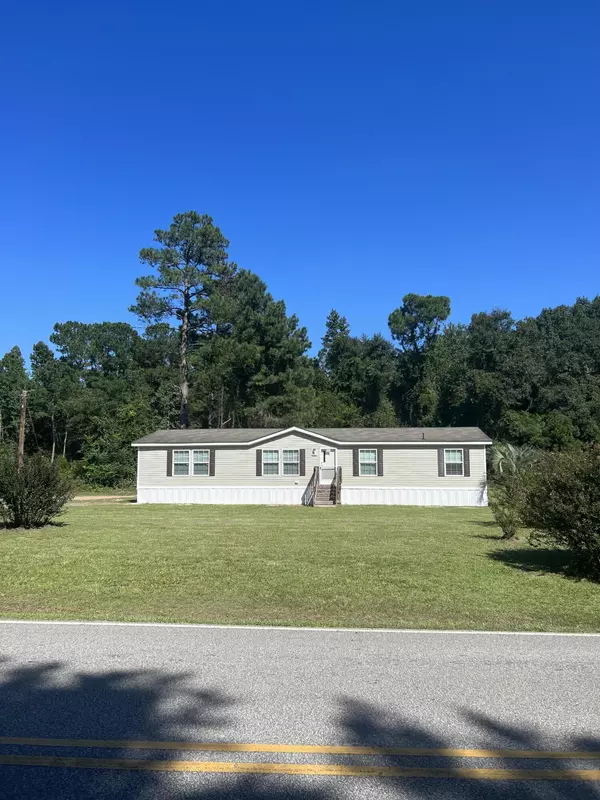 Saint Stephen, SC 29479,237 Hood St