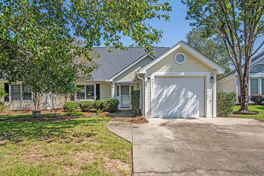 9037 Delancey Cir, North Charleston, SC 29406