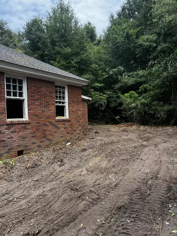 Bamberg, SC 29003,89 N Carlisle St