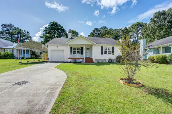 522 Dolphin Dr, Summerville, SC 29485