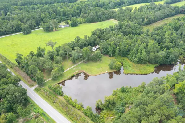 Saint Stephen, SC 29479,3401 Santee River Rd