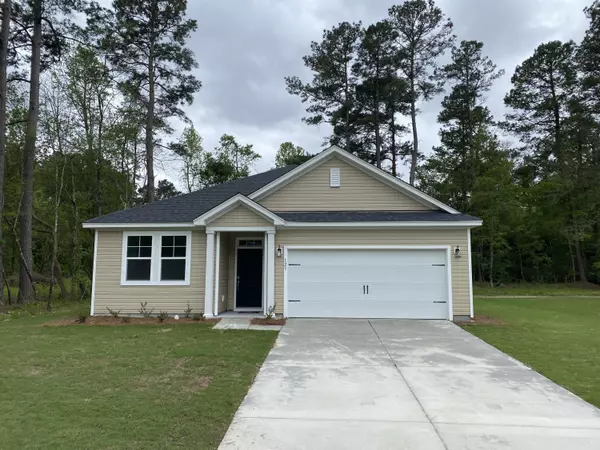 123 Kay St, Ridgeville, SC 29472