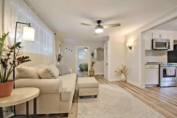 Johns Island, SC 29455,3293 River Rd