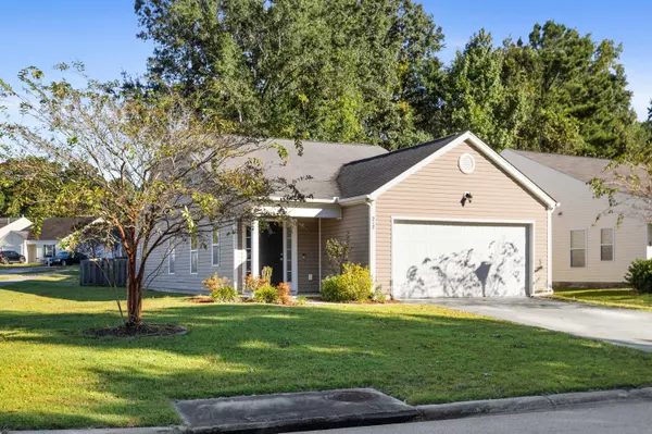 212 Salkahatchie St, Summerville, SC 29485