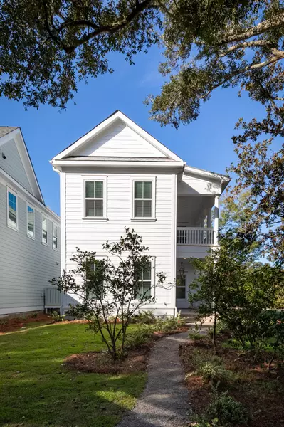 1209 Crooked Oak Rd, Charleston, SC 29492